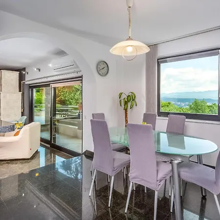 Gorgeous Home In Bregi Case de vacanță *